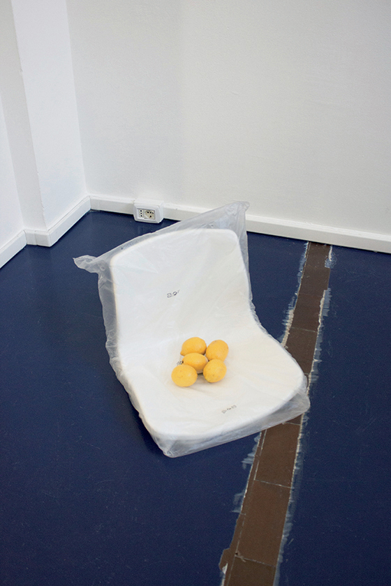 Glue and glitters_Linda Alborghetti, Marco Bellini